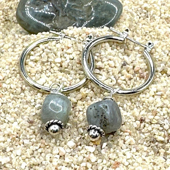 Labradorite silver dangle drop earrings/protection empaths healing crystal - Picture 1 of 7